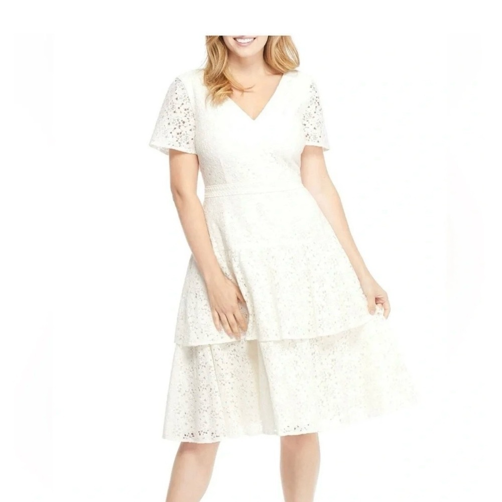 NWT Gal Meets Glam Doris Back Bow Cream Lace V‑Neck Tiered Midi Dress- Size 2